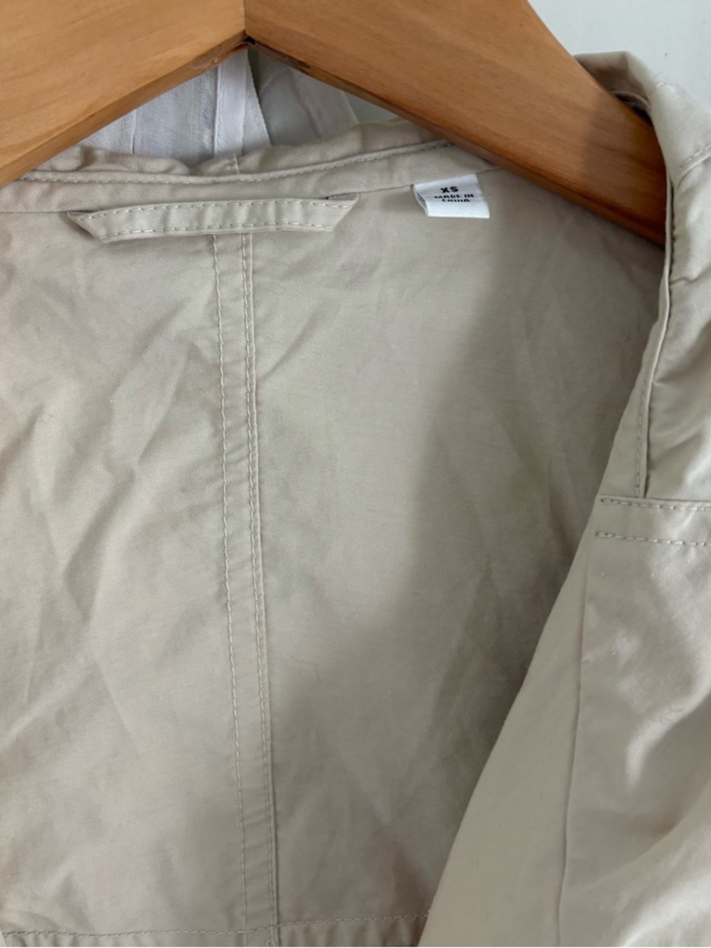 Uniqlo Women's Light Beige Utility Jacket with Hood XS fits like S - Picture 2 of 5
